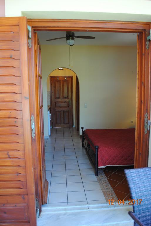 Villa Eora Keri Exterior photo