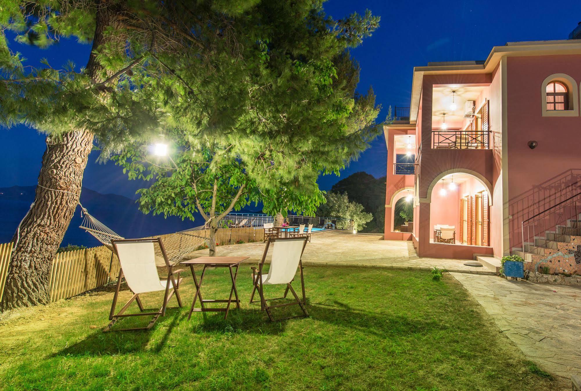 Villa Eora Keri Exterior photo